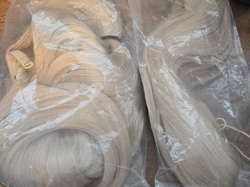 Selling with online payment: Arda Jeannie Ponytail Wig - Ash Blonde UNUSED, Size Large