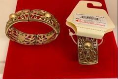 Bulk Lots: 50 pcs-Kohl's Antique Gold Bracelets-$24.00 retail-$1.99 pc