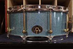 Selling with online payment: Noble and Cooley 6x14 Walnut Solid Shell Classic Snare Drum