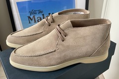 Selling with online payment: [EU] New Suitsupply taupe suede chukka boots, size US9\EU42