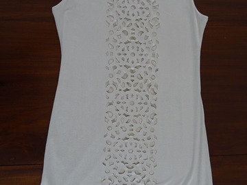 Selling: ROBE SANS MANCHE TRES DOUCE