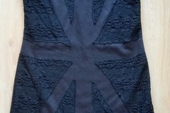 Vente: ROBE NOIRE PETITES MANCHES