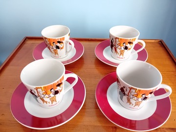 Vente: 4 tasses à café "Maxim's de Paris"