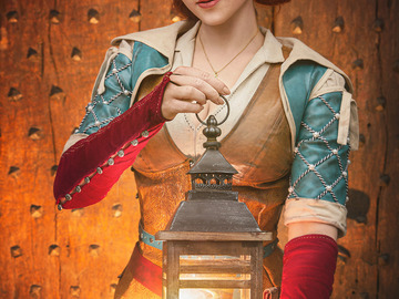 Selling with online payment: Wig inspired by Triss Merigold Witcher Lace Front Cosplay