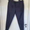 Selling with online payment: [EU][NO US TAX] NWOT Suitsupply navy silk trousers, size w32