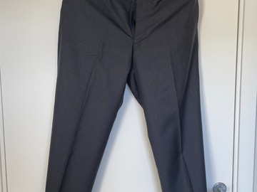 Selling with online payment: [EU][NO US TAX] NWOT Suitsupply charcoal s150 wool pants, w32