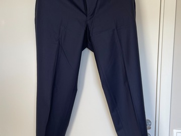 Selling with online payment: [EU][NO US TAX] NWOT Suitsupply navy s150 wool trousers, size w32