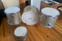 Selling with online payment: Ludwig Centennial Zeppelin 