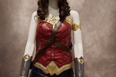 Selling with online payment: Wonder Woman set