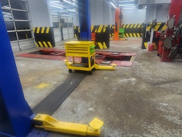 Rental by Hour: Mechanix DIY rent a bay and tools...