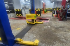 Rental by Hour: Mechanix DIY rent a bay and tools...