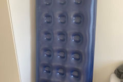 Selling:  ️Selling an inflatable mattress