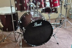 Selling with online payment: Six Piece Pearl Road Show Drums