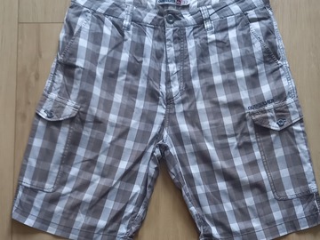 Vente: SHORT QUICKSILVER