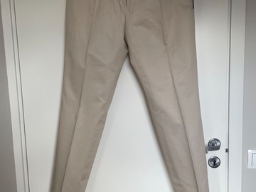 Selling with online payment: [EU][NO US TAX] NWT Cavour beige cotton trousers, size w34