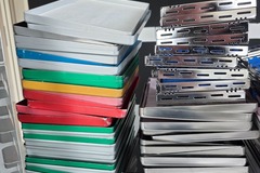Gebruikte apparatuur: Diverse trays en bakjes