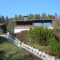 Tauschobjekt: Biete naturnahes Sonnenhaus mit Einliegerwohnung & Doppelgarage 