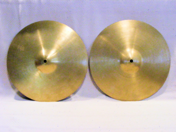 Selling with online payment: Avedis Zildjian 14" medium Hi-Hats - early 1960s