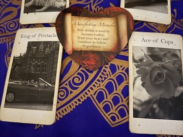 Selling: Weekend Special - Tarot and Oracle reading