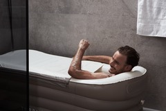 Selling: Baignoire gonflable adulte 