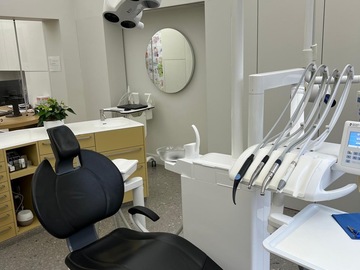 Gebruikte apparatuur: Mr Dental l Sirona Sinius l Behandelstoel