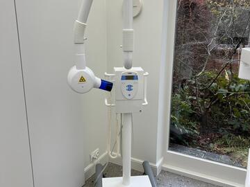Gebruikte apparatuur: Mr dental l Sirona Heliodent Plus l mobiele tandarts röntgen