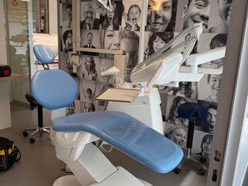 Gebruikte apparatuur: MR Dental | Castellini Puma Eli R | Behandelstoel