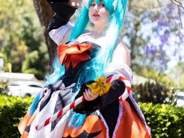 Selling with online payment: Halloween Miku Cosplay