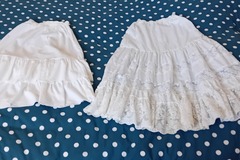 Vente: Jupe blanche et jupon blanc - Taille unique