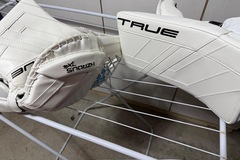 Verkaufen mit Online-Zahlungen: True Fanghand und Stockhand 