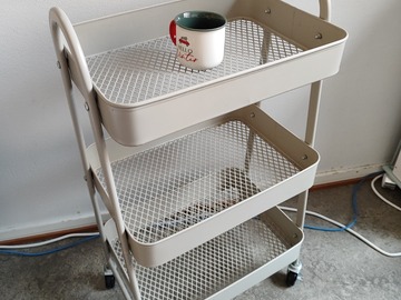 Myydään: Jysk KANSTRUP office shelves