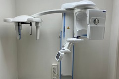 Gebruikte apparatuur: Planmeca Promax 3-in-1 (RSP, OPT en CBCT)
