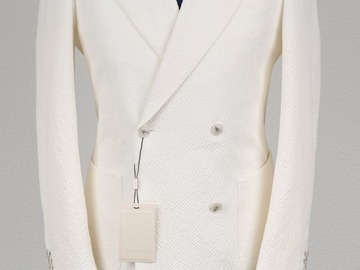 Selling with online payment: [EU][NO US TAX] NWT Suitsupply white seersucker db suit, size 38R