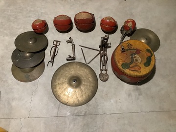 Selling with online payment: Trap set accessories.cymbals foot petals tom tom 