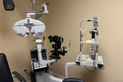 Selling with online payment: NIDEK RT‑5100 Digital Refractor – Clean, Fully Functional