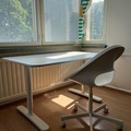 Myydään: Ikea Bekant table & chair