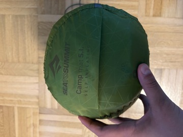 Myydään: Selling SEA TO SUMMIT Sleeping Pad for Camping