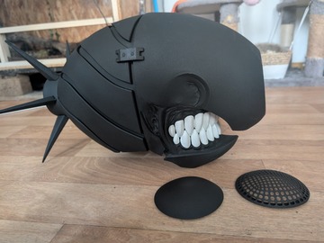 Selling with online payment: Reze Bomb Devil Helmet 