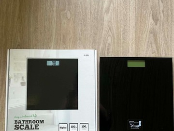 Selling: Clas Ohlson bathroom scale