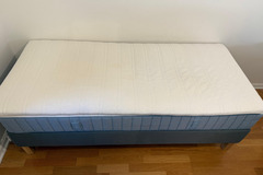 Myydään: Bed 90 cm