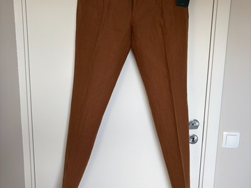 Selling with online payment: [EU][NO US TAX] NWT Cavour tobacco linen trousers, size w34