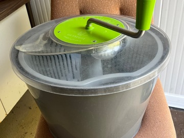 À vendre: ESSOREUSE PROFESSIONNELLE