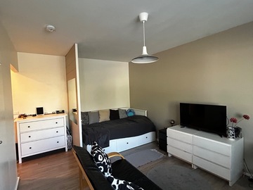 Renting out: Studio Apartment in Tapiola (1.9.-31.3.)