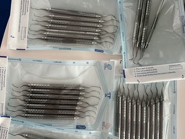 Gebruikte apparatuur: Curettes scalers 