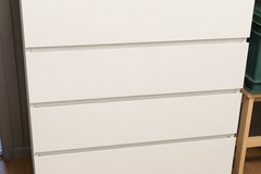Zu verkaufen: Commode MALM 4 tiroirs 