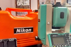 For sale : Théodolite Nikon NPL-322+ 2"