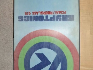 Selling with online payment: NIB kryptonic foam core skateboard deck