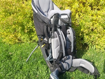 Vuokrataan (viikko): Lapsen kantorinkka Deuter Kid Comfort 3