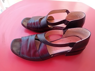 Vente: Sandales tout cuir noir - P. 41
