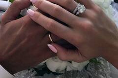 Selling: Will We Get Married? – Marriage Destiny Reading